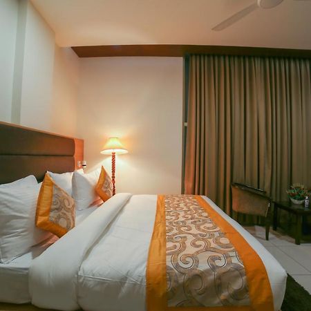Hotel Grand Regency By Jmd Group Near Delhi Igi Airport Neu-Delhi Exterior foto