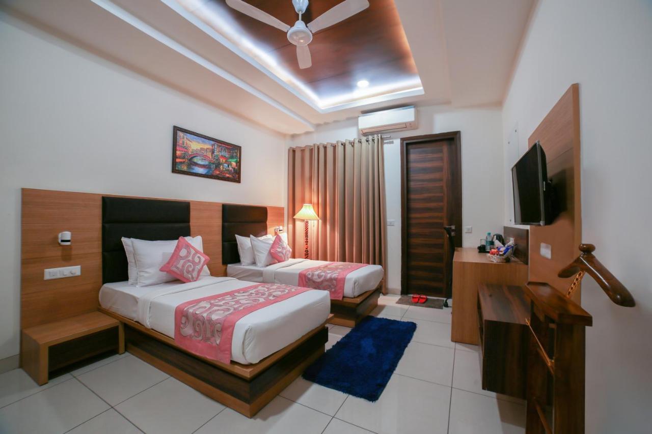 Hotel Grand Regency By Jmd Group Near Delhi Igi Airport Neu-Delhi Exterior foto