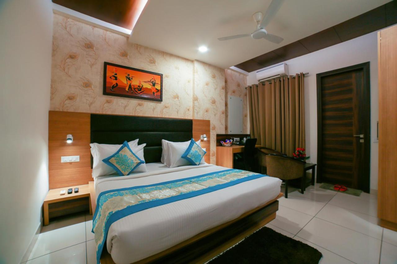 Hotel Grand Regency By Jmd Group Near Delhi Igi Airport Neu-Delhi Exterior foto
